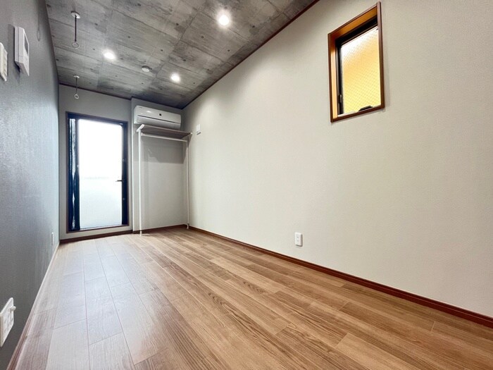 物件内観写真10　(居室)