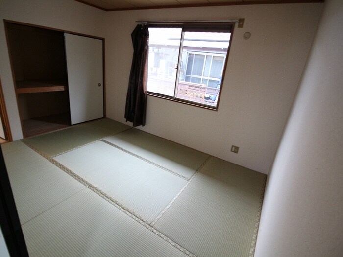 物件内観写真10　(居室)