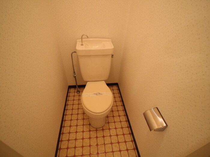 物件内観写真15　(トイレ)