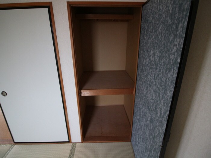 物件内観写真22　(収納)