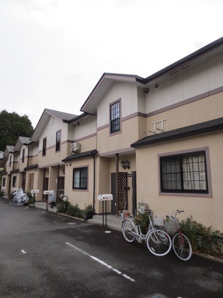 フォレスト桜坂外観写真