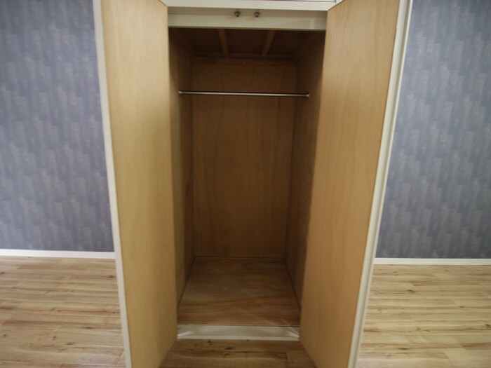 物件内観写真12　(収納)