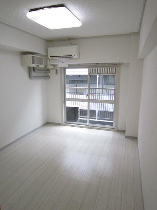 物件内観写真11　(居室)