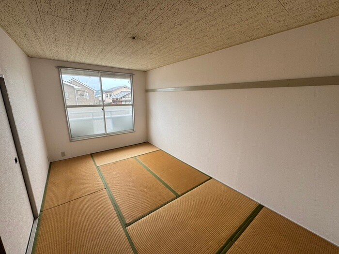 物件内観写真11　(居室)