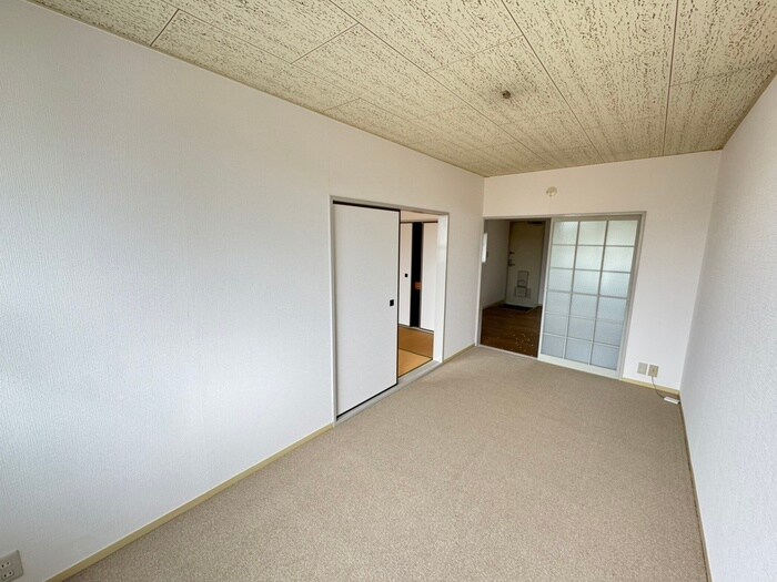 物件内観写真12　(居室)