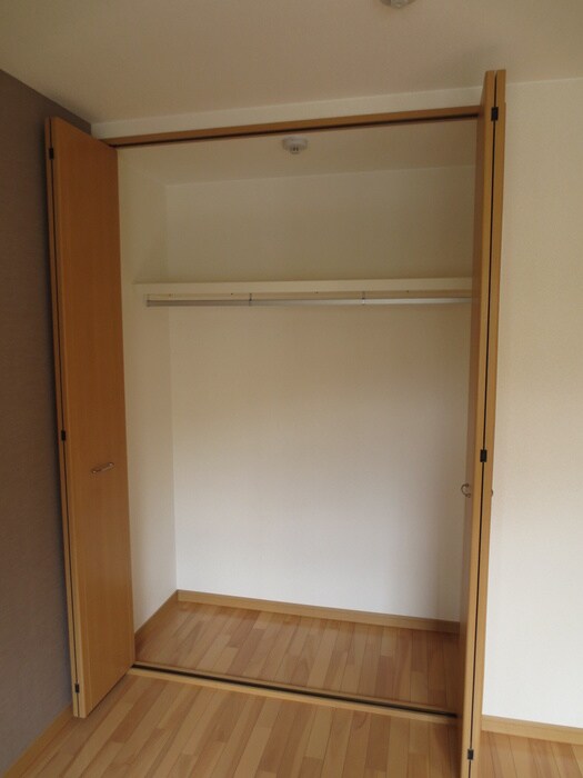 物件内観写真11　(収納)