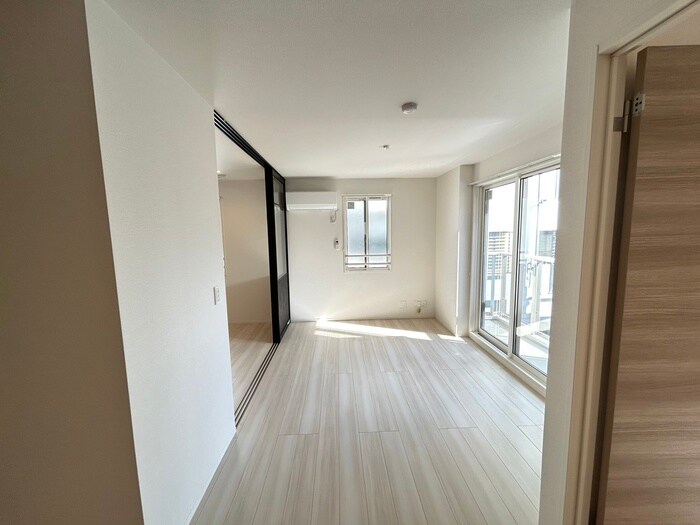 物件内観写真8　(居室)