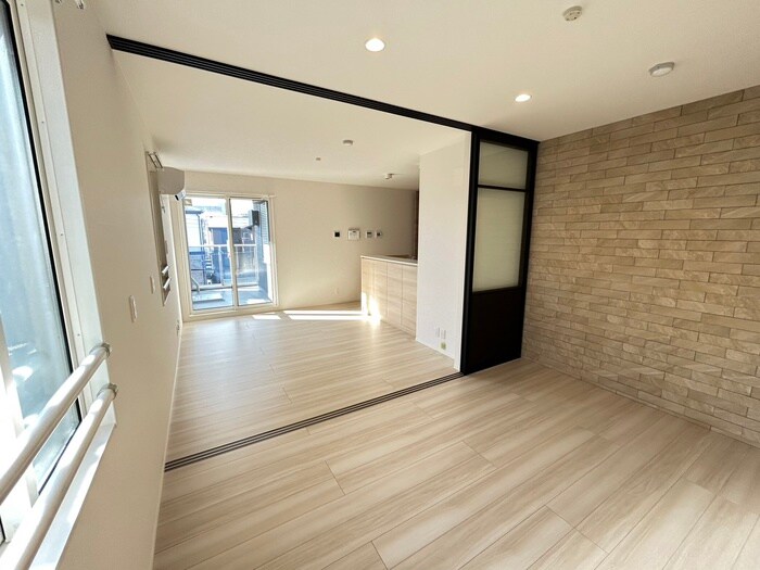 物件内観写真8　(居室)