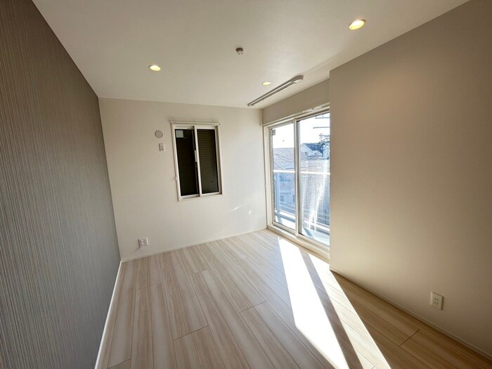 物件内観写真9　(居室)