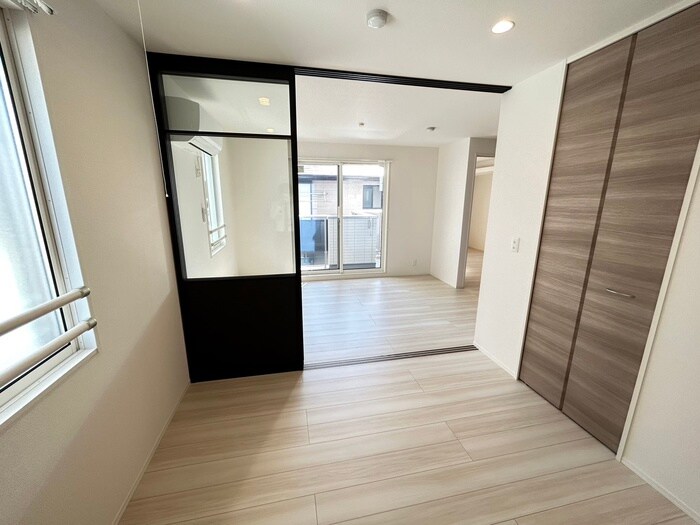 物件内観写真10　(居室)