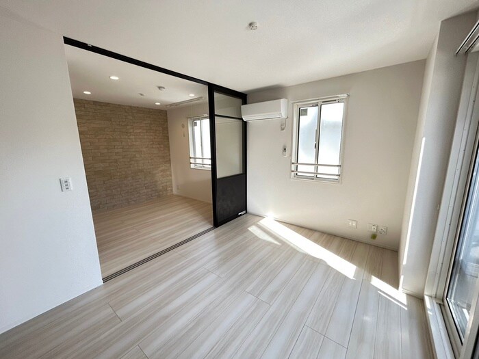 物件内観写真21　(居室)