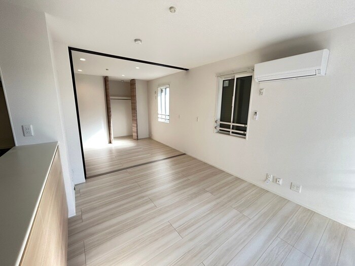 物件内観写真21　(居室)