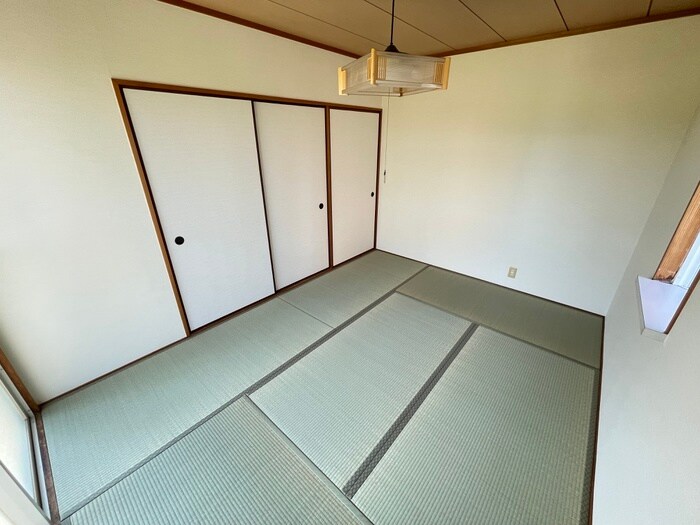 物件内観写真8　(居室)