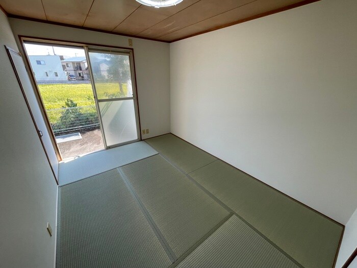 物件内観写真9　(居室)