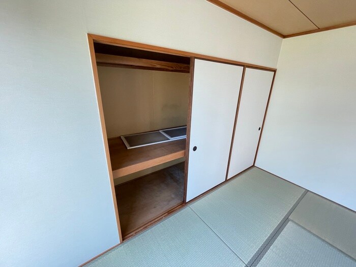 物件内観写真18　(収納)