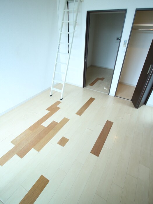 物件内観写真13　(居室)