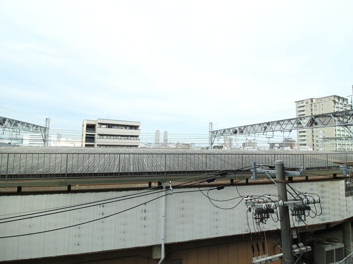 物件内観写真16　(室内からの展望)