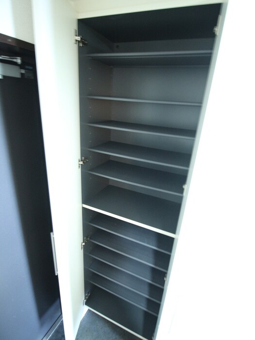 物件内観写真18　(靴箱)