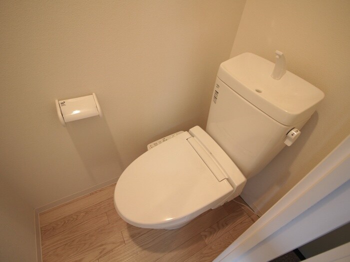 物件内観写真10　(トイレ)