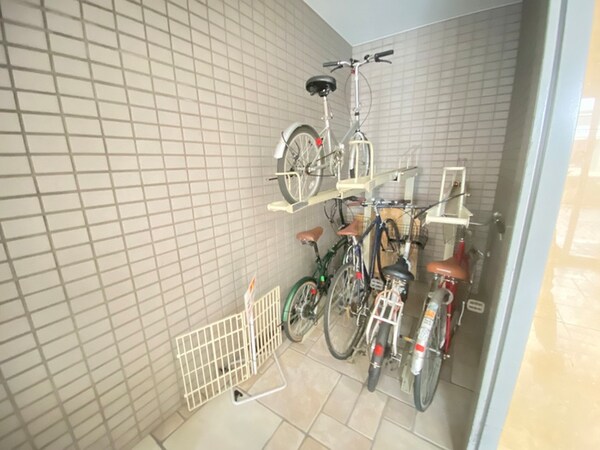 駐輪場