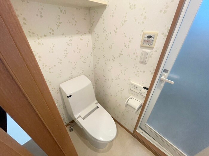 物件内観写真13　(トイレ)