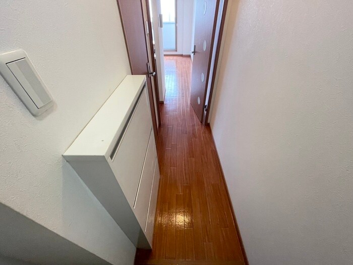 物件内観写真20　(廊下)