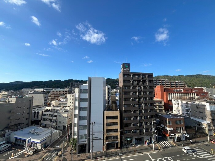 物件内観写真20　(室内からの展望)