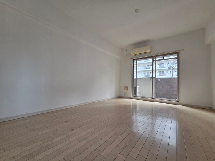 物件内観写真12　(居室)