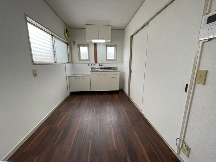 物件内観写真6　(居室)