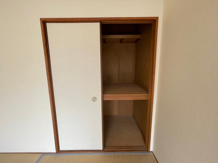 物件内観写真13　(収納)