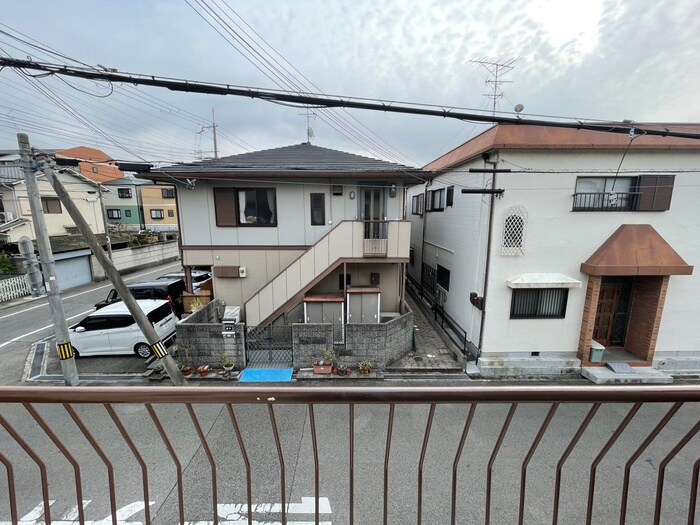 物件内観写真14　(室内からの展望)