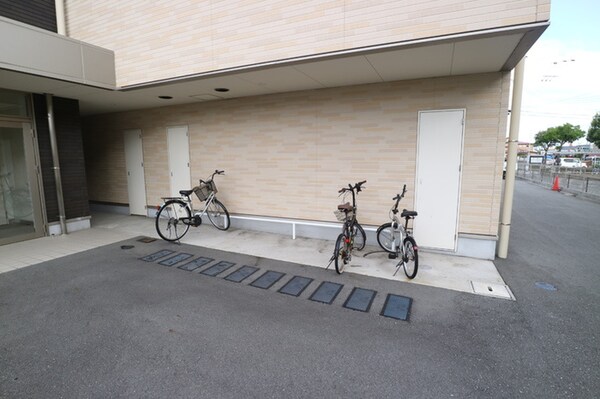 駐輪場