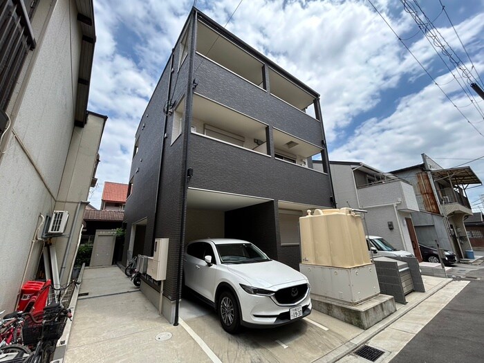 物件外観写真1　(外観写真)