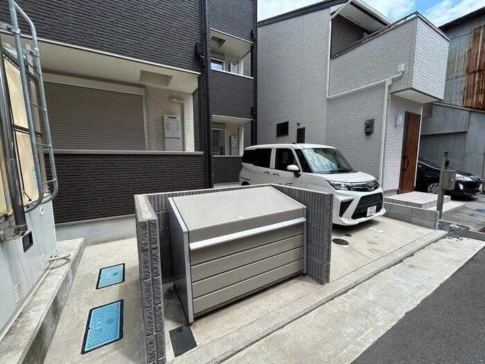 物件外観写真4　(建物設備)