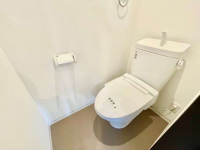 物件内観写真14　(トイレ)