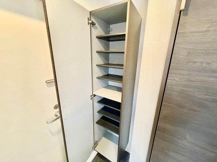 物件内観写真19　(靴箱)