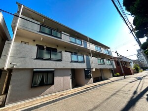 マンション神楽Ｉ外観写真