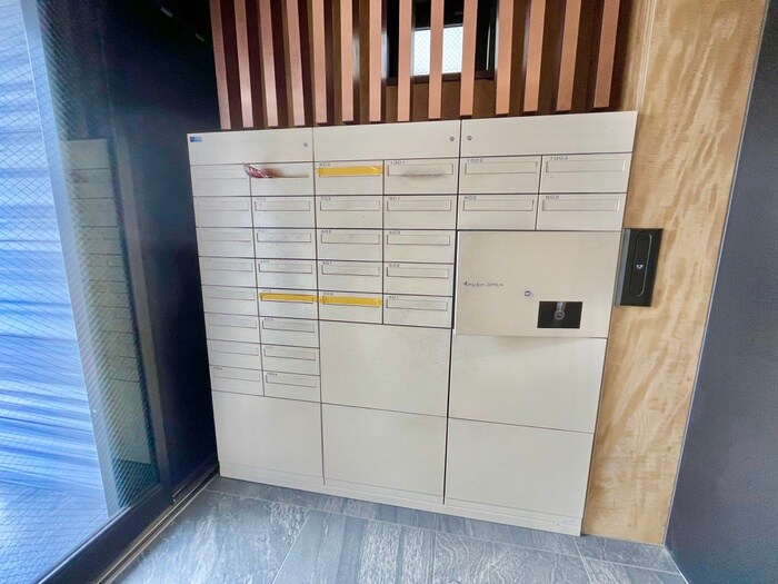 物件外観写真6　(建物設備)