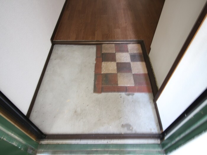 物件内観写真15　(玄関)