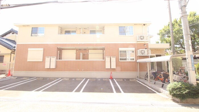 物件外観写真6　(外観写真)