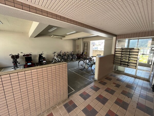 駐輪場