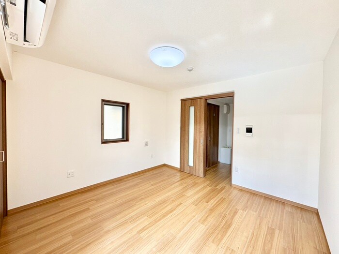 物件内観写真10　(居室)