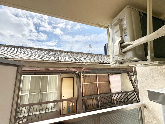 物件内観写真22　(室内からの展望)