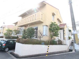 旭丘住宅外観写真