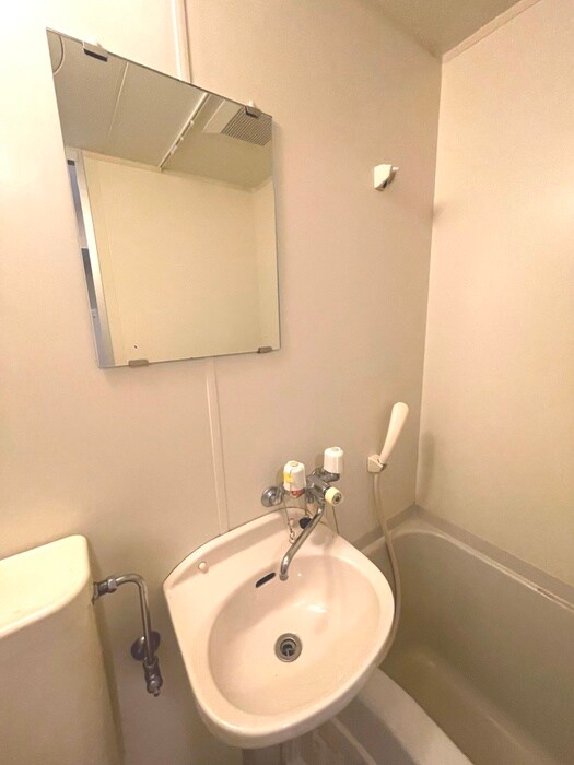 物件内観写真5　(洗面)