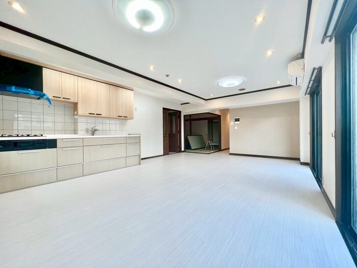 物件内観写真8　(居室)