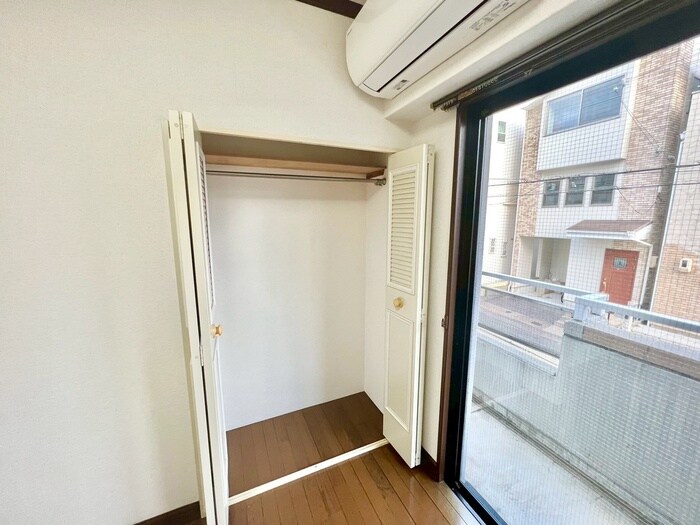 物件内観写真18　(収納)