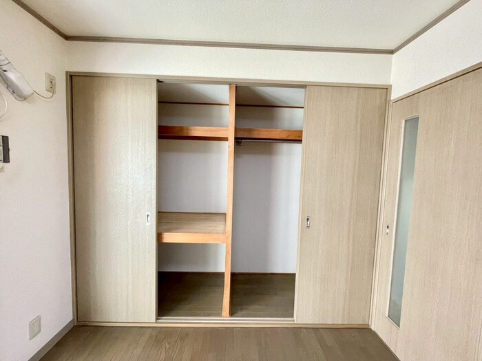 物件内観写真13　(収納)