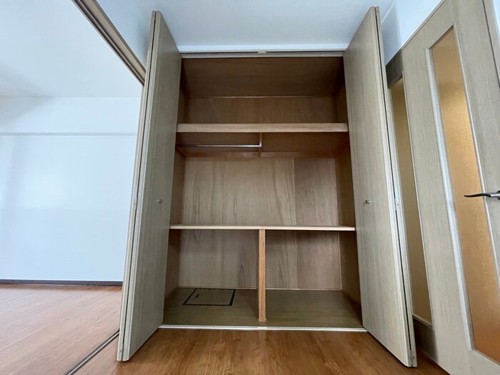 物件内観写真16　(収納)