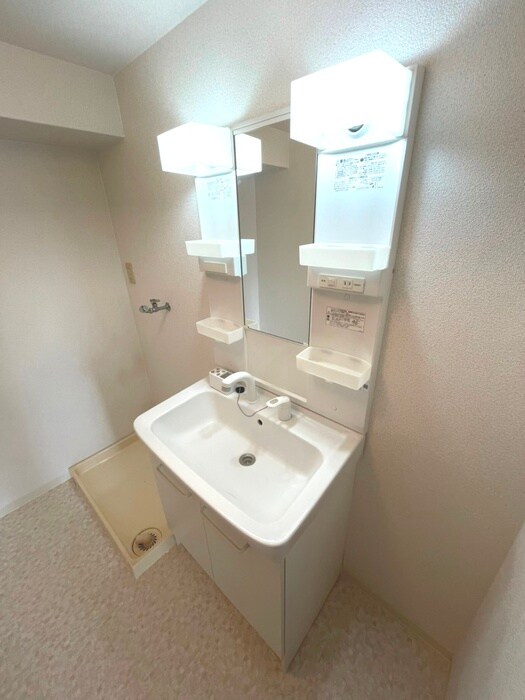 物件内観写真10　(洗面)